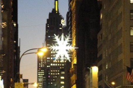 The Tifffany Star hovers above 5th Avenue