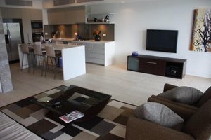Room & Suite