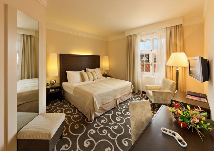 مكان الإقامة المقترح: Grand Hotel Bohemia Prague Image 3