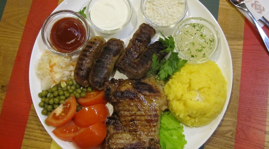 Moldovan food served at LaPlacinte