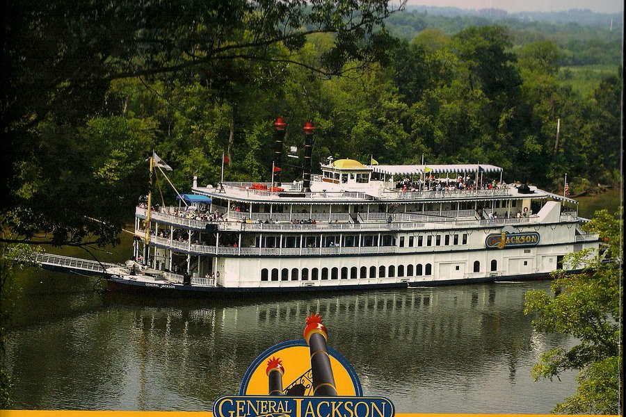 riverboat cruises nashville tennessee