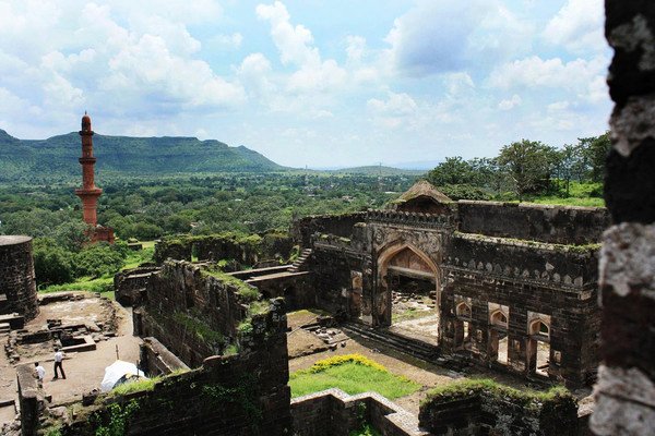 The Secrets Of Daulatabad Fort - onlyprathamesh