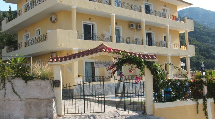 Hotel Alonakia