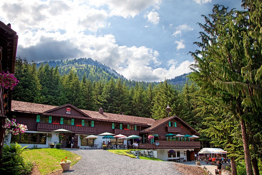 Mountain отель. Mountain Hotel. Гостиница в горах. Hotel Crystal Mountain Wisła. Restoran Mountain Exterior.