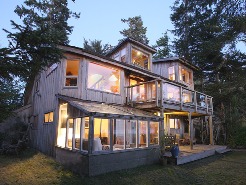 CHESTERMAN BEACH BED AND BREAKFAST (Tofino, Canada) - Foto's En Reviews ...