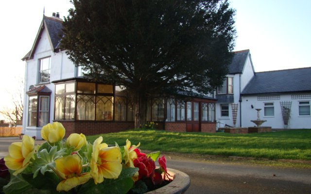 Leahurst Bed & Breakfast Tywyn