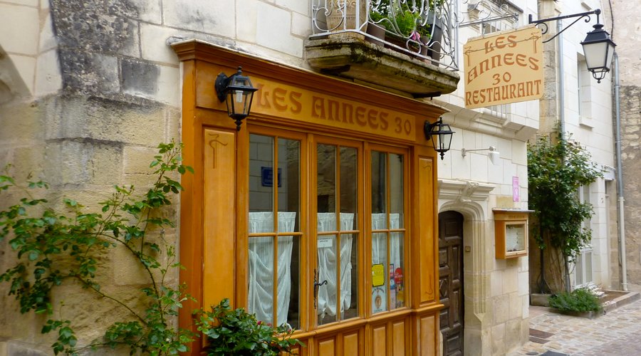 Les Annees 30, Chinon