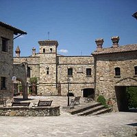 Piazza principale del Borgo