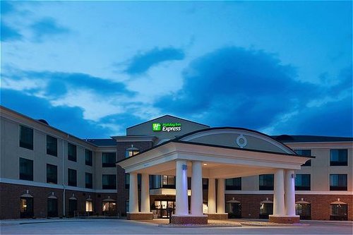 Holiday Inn Express & Suites Peru - Lasalle Area, an IHG Hotel image