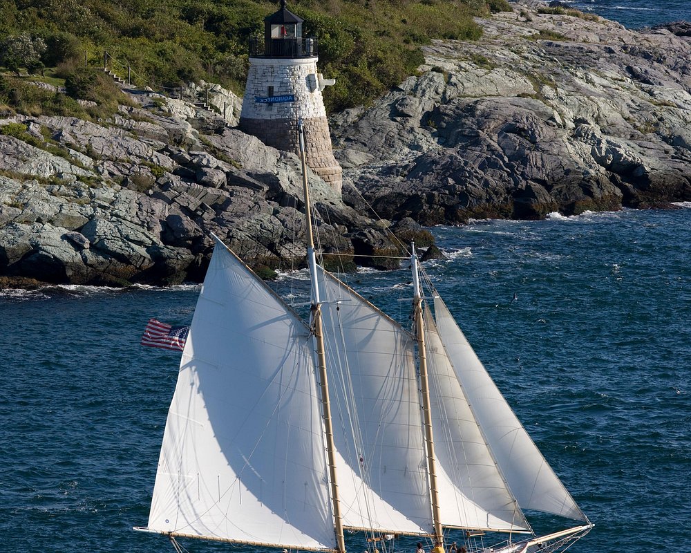 newport sailboat tours