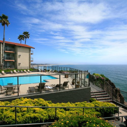 Shore Cliff Hotel image