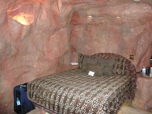 Room & Suite