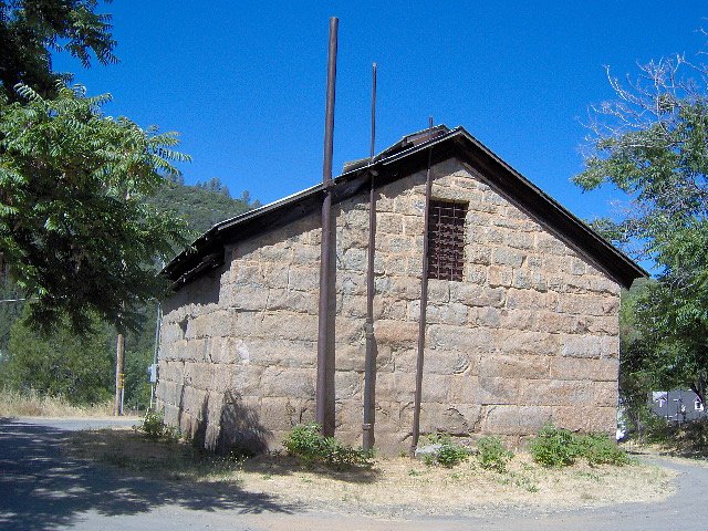 Mariposa County's Old Stone Jail image