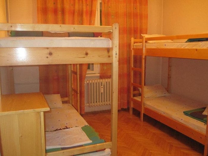 NIGHTINGALE HOSTEL AND GUESTHOUSE - Prices & Reviews (Sofia, Bulgaria)
