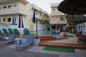 Piscina e praia