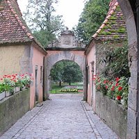 view outside from the inner courtyard