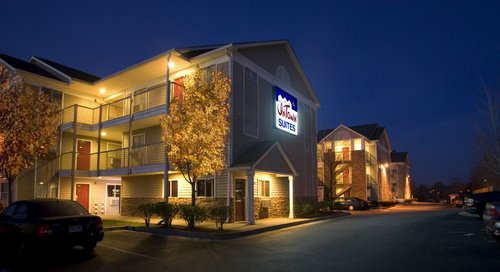 InTown Suites Extended Stay Chicago IL - Downers Grove image