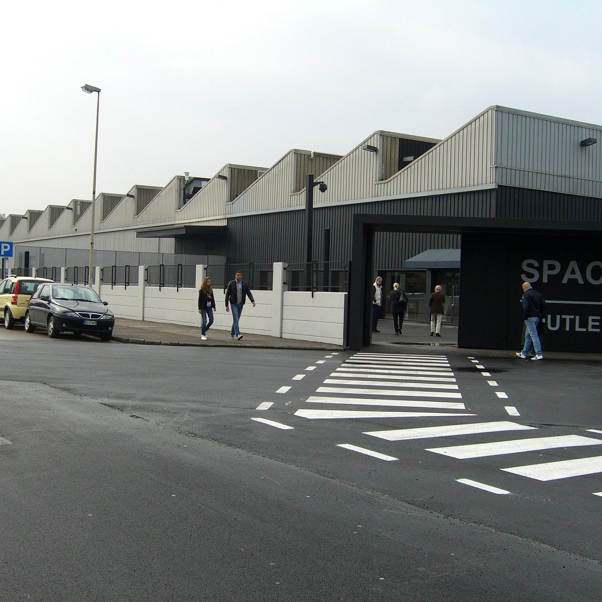 Prada Outlet (Space) (Montevarchi) - All You Need to Know BEFORE You Go