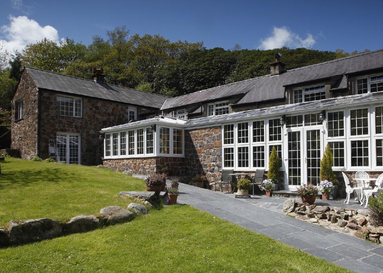 Sygun Fawr Hotel by null