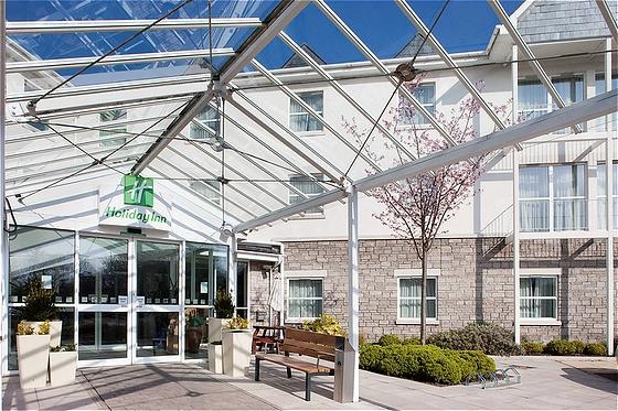 HOLIDAY INN BRISTOL AIRPORT Prices Hotel Reviews Redhill