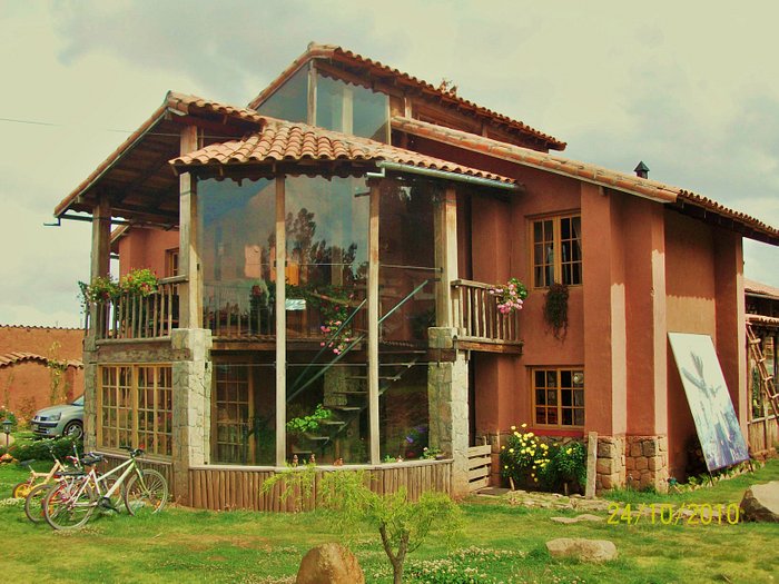LA CASA DE BARRO LODGE & RESTAURANT - Prices & Hotel Reviews (Chinchero,  Peru)