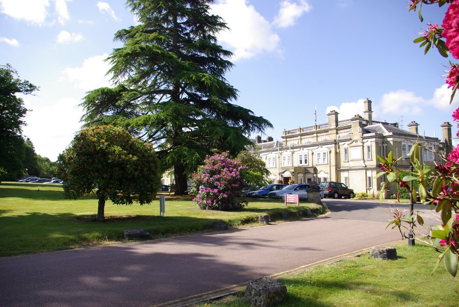 BEST WESTERN CHILWORTH MANOR HOTEL  59     1  0  5    Updated 2021 Prices