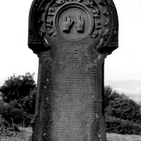 Der beeindruckendste Grabstein auf dem jüdischen Friedhof