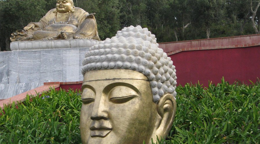 BuddaEden - 10 minute drive away! Must see