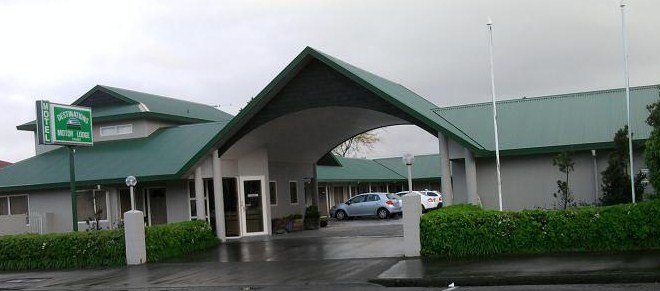 Front of Destinations Motel, Dannevirke