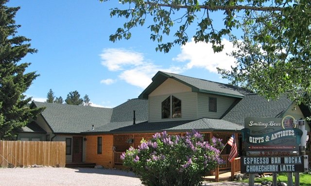 MOUNTAIN PEAKS INN - B&B Reviews (Hill City, SD)