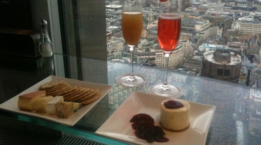 Cocktails & pudding