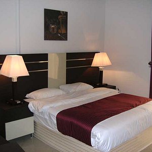 1 Bedroom Suite (Kind Bed)