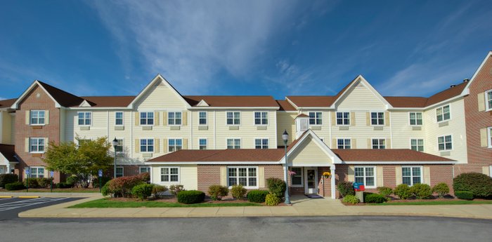 TOWNEPLACE SUITES BY MARRIOTT MANCHESTER-BOSTON REGIONAL AIRPORT $109 ...