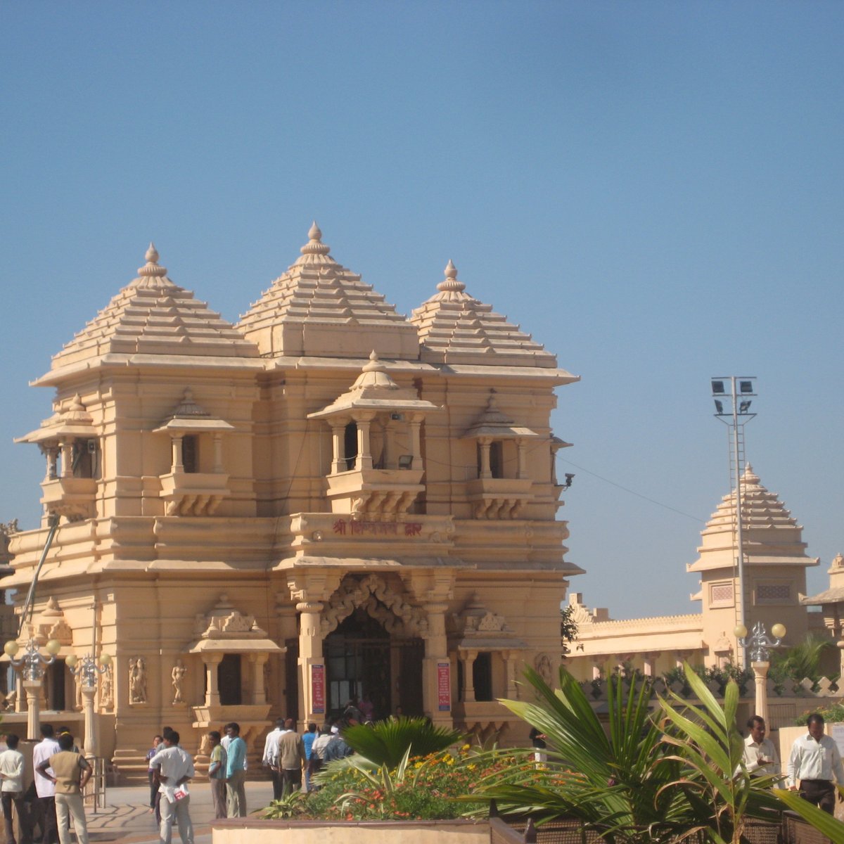 somnath-mahadev-temple-tripadvisor