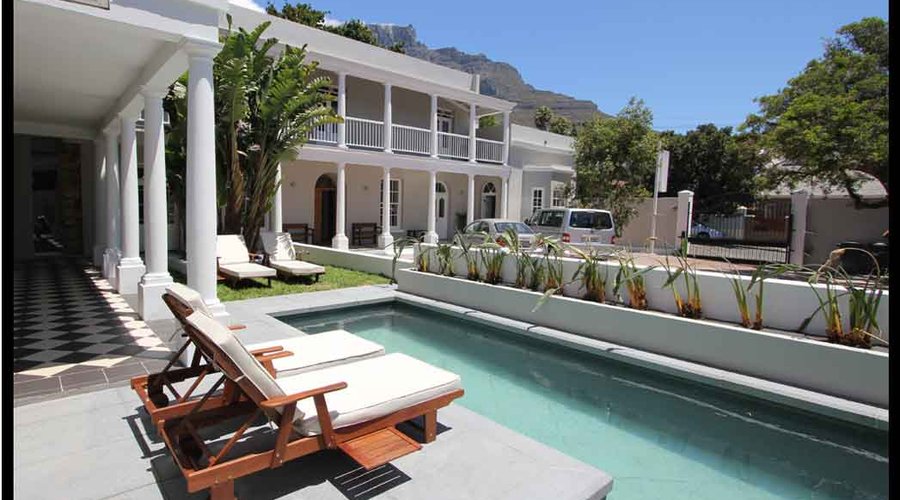Luxury Tiled Pool