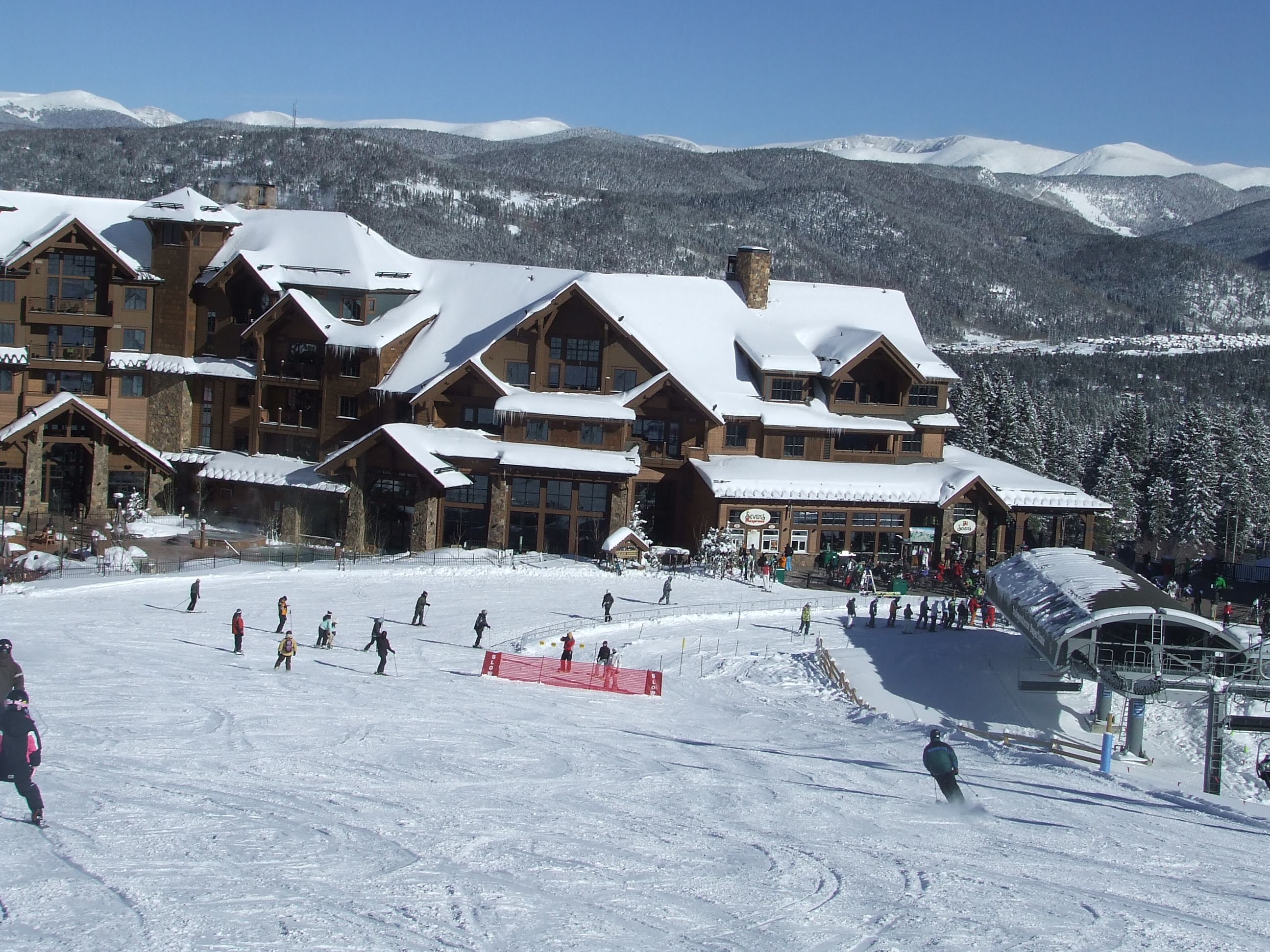 Hotel photo 10 of Grand Lodge on Peak 7.
