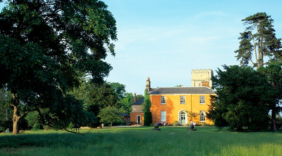 Langar Hall