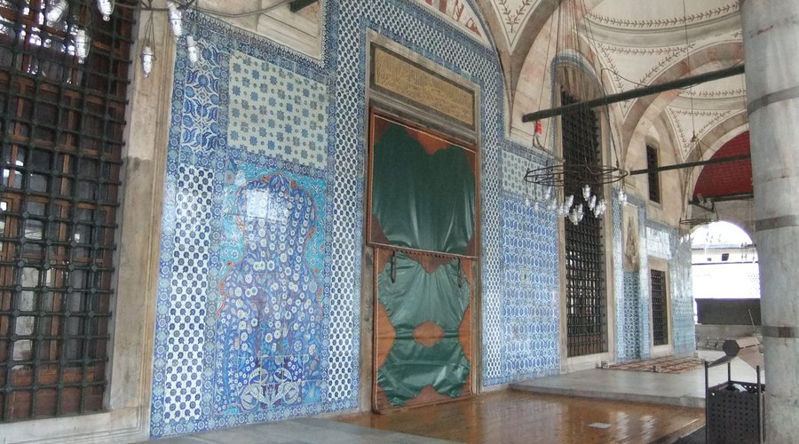 Entrance to the mosque