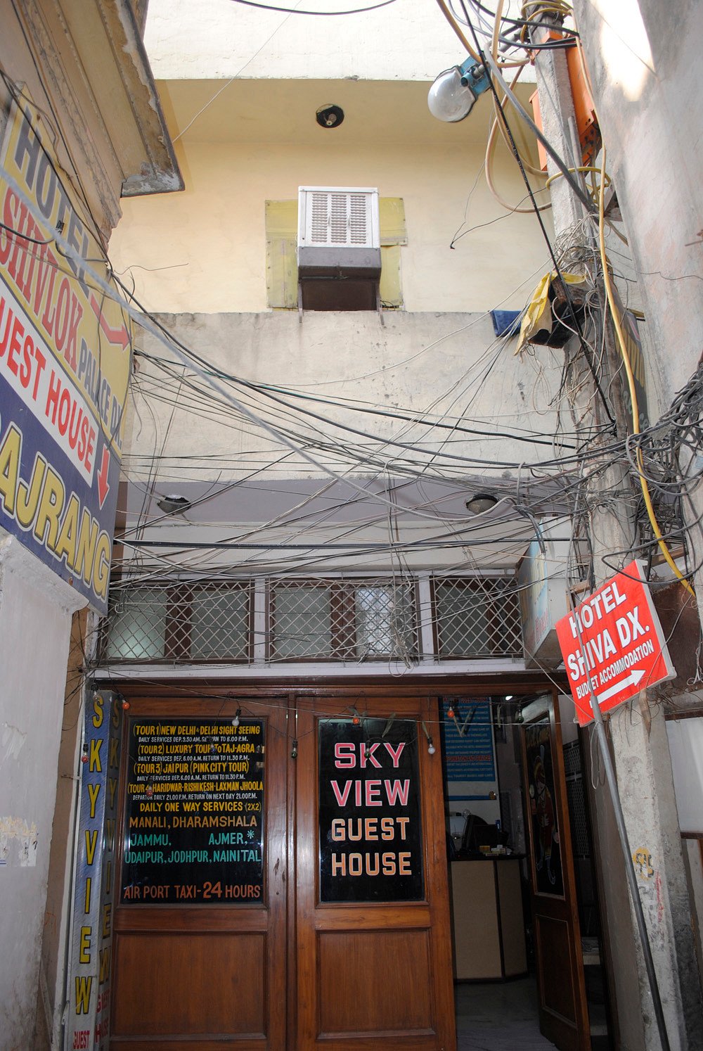 SKY VIEW GUEST HOUSE Prices & Reviews (New Delhi, India)