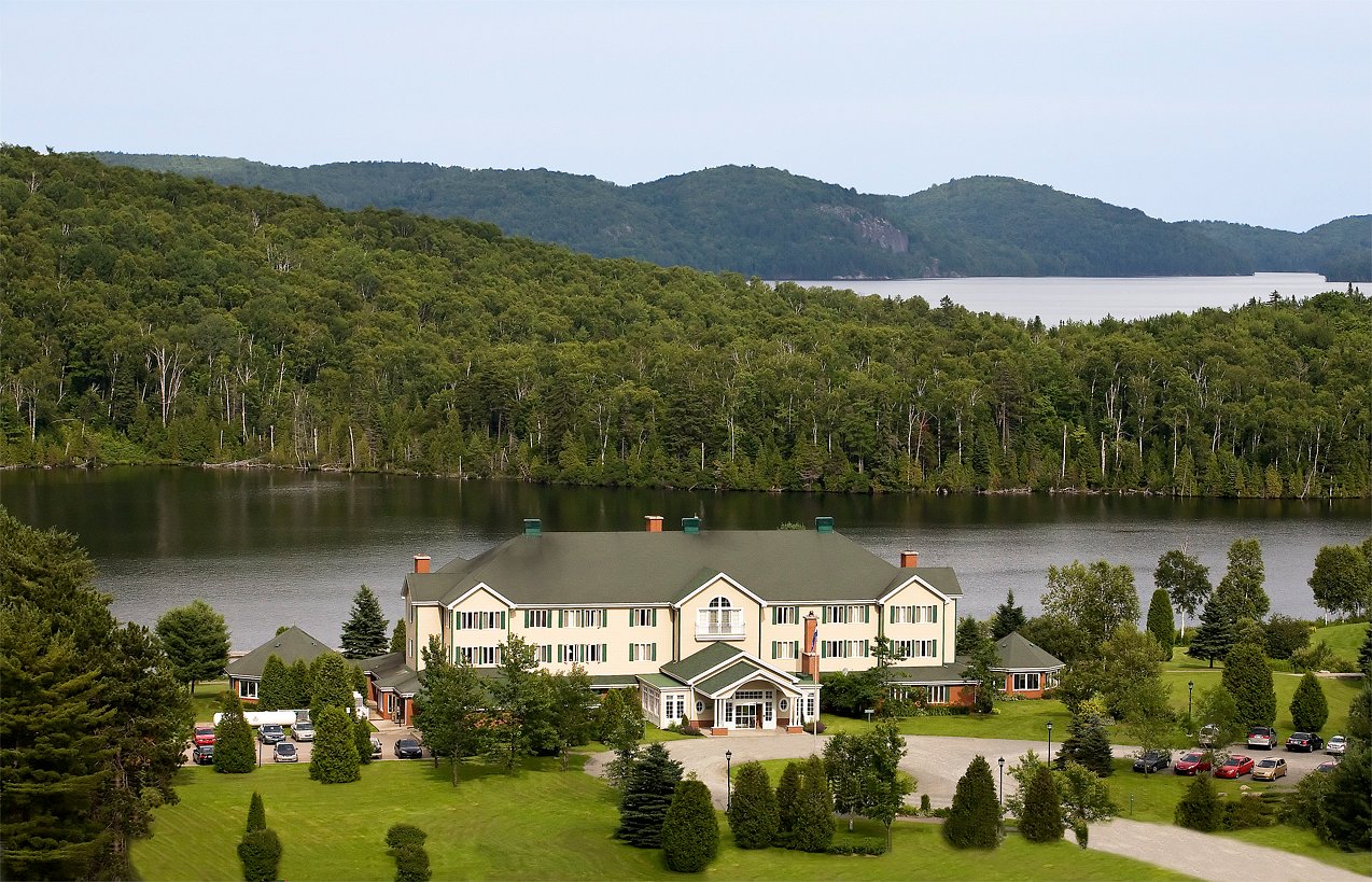 AUBERGE DU LAC-A-L'EAU-CLAIRE Pensione (Saint-Alexis-des-Monts, Canada