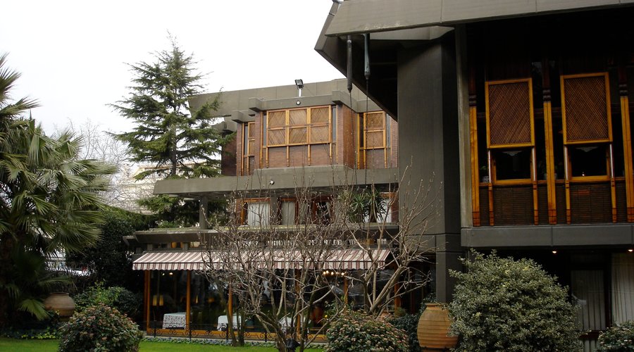 L'esterno del ristorante