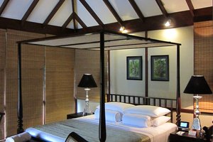 Room & Suite
