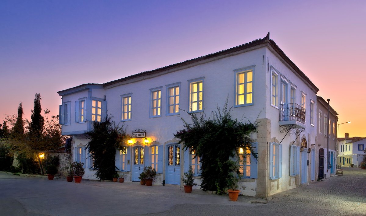 RUZGAR GULU HOTEL • ALACATI • 2⋆ TURKEY • RATES FROM $55