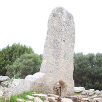 Le tombe