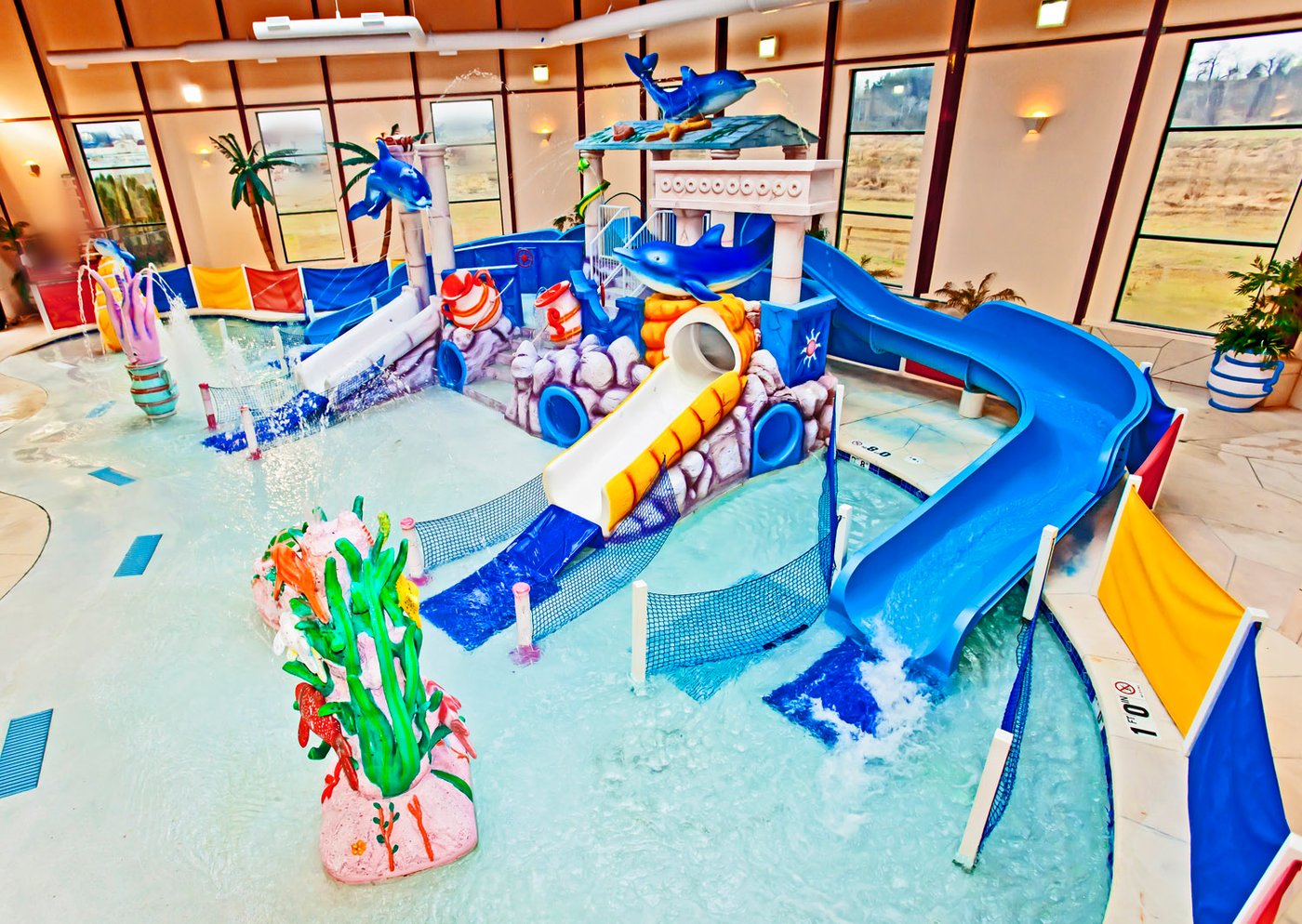 GRAND MARQUIS WATERPARK HOTEL & SUITES - Updated 2022 Prices & Reviews ...