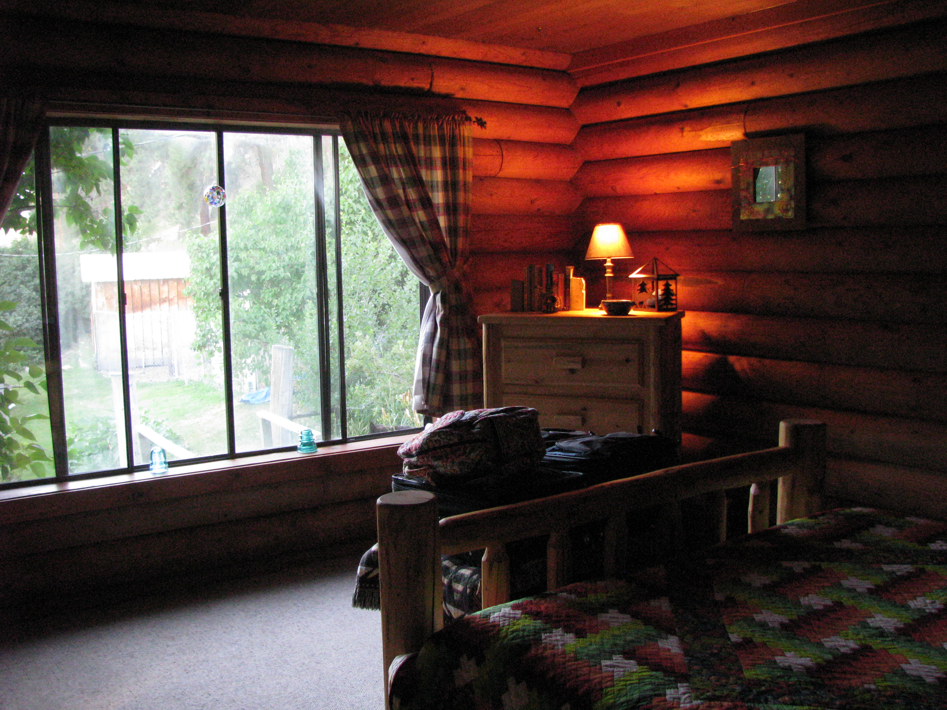 Hotel photo 1 of Twisp River Inn.