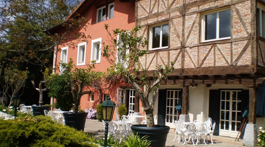 Fachada Hotel Zubieta