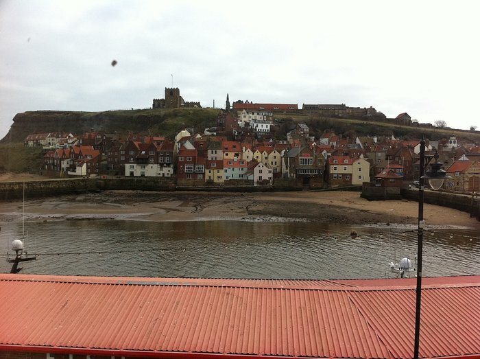 Harrys lounge, Whitby – Updated 2024 Prices