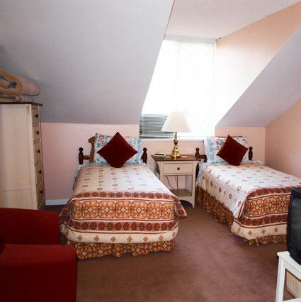 The Holiday House Inn Prices B B Reviews Maine Scarborough Tripadvisor