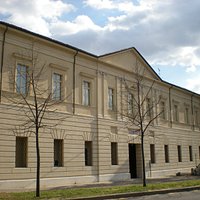 La facciata del museo